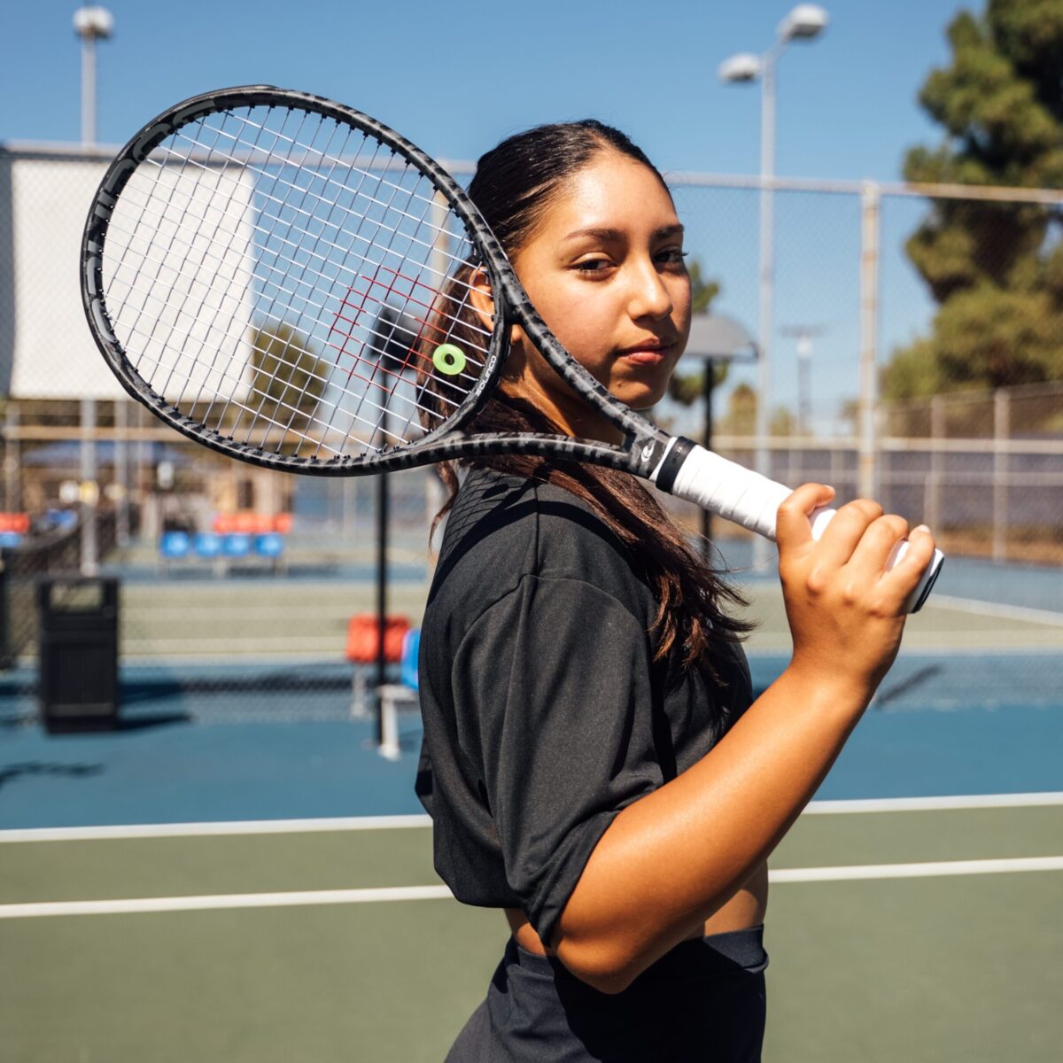 Solinco Blackout V2 300 XTD Racquet